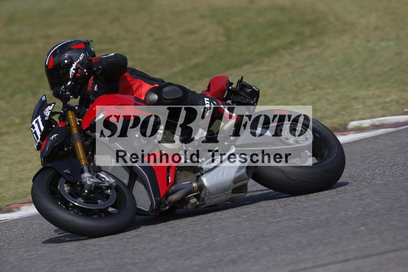 /11 28.04.2026  PROMAX ADR/Gruppe gelb/161
